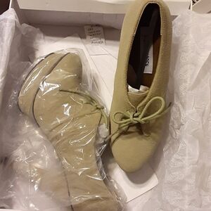 Steve Madden High Heels NWT